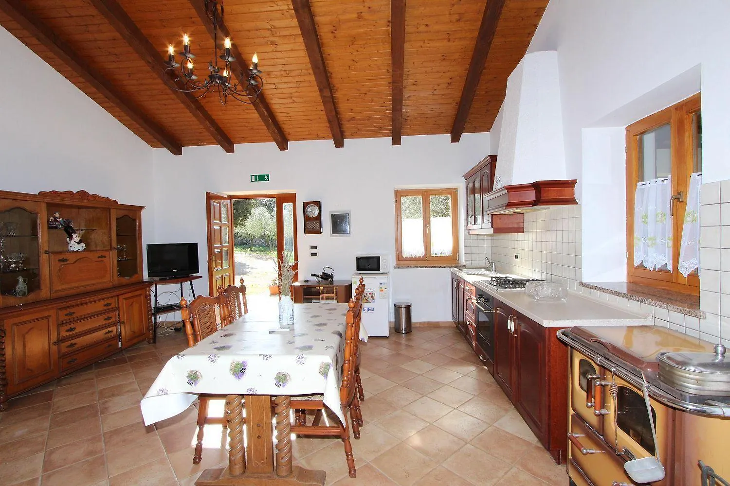 Holiday home Charmantes Steinhaus Zur Alleinnutzung Mit Liegewiese, Grillbereich, Waschmaschine Rovinj