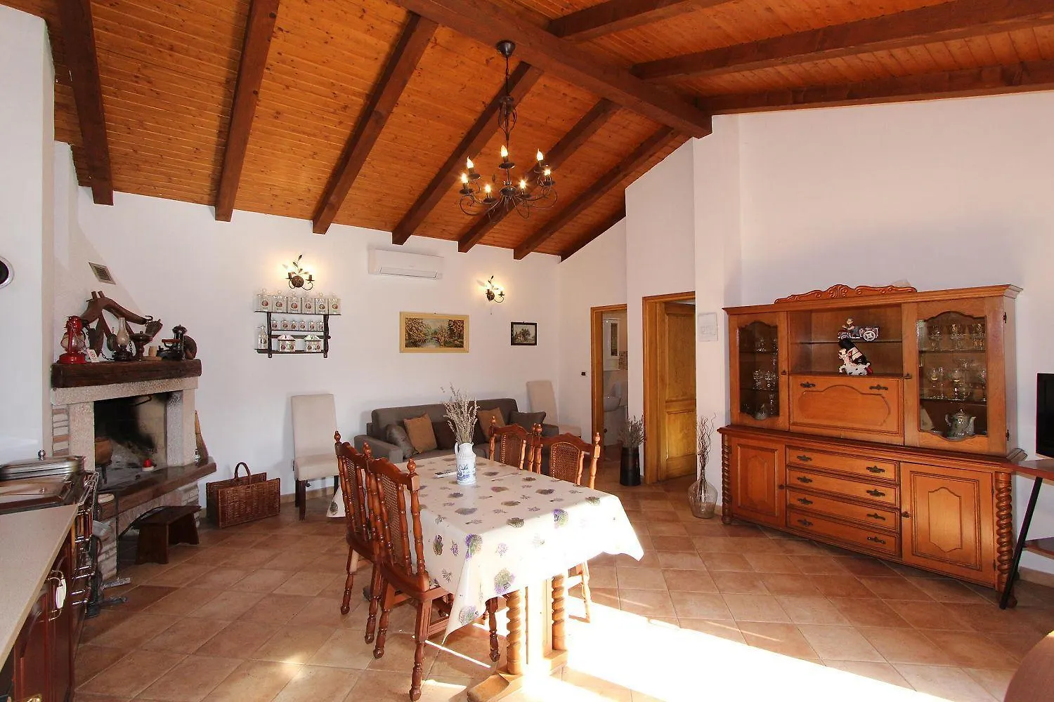 Casa vacanze Charmantes Steinhaus Zur Alleinnutzung Mit Liegewiese, Grillbereich, Waschmaschine Rovigno Croazia